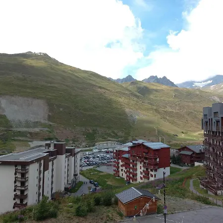 2 Pieces A 20m Des Pistes Avec Parking A - Fr-1-449-65 Apartment *